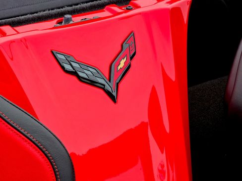 Used 2016 Chevrolet Corvette Z06 w/ 3LZ Preferred Equipment Group image 60