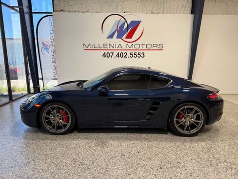 Used 2017 Porsche 718 Cayman S RWD image 16