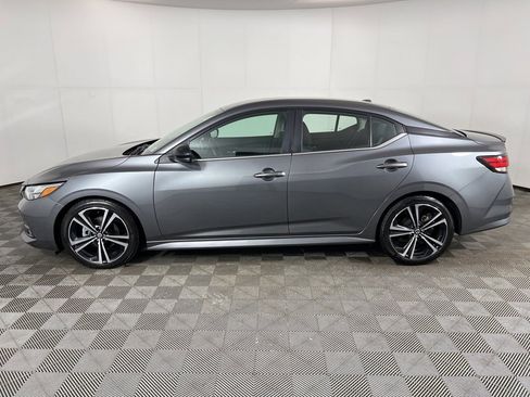 Used 2020 Nissan Sentra SR image 12