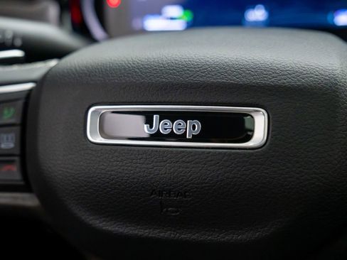 Used 2023 Jeep Grand Cherokee 4WD 4xe w/ MOPAR Finishing Package image 27