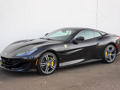 Certified 2020 Ferrari Portofino image 35