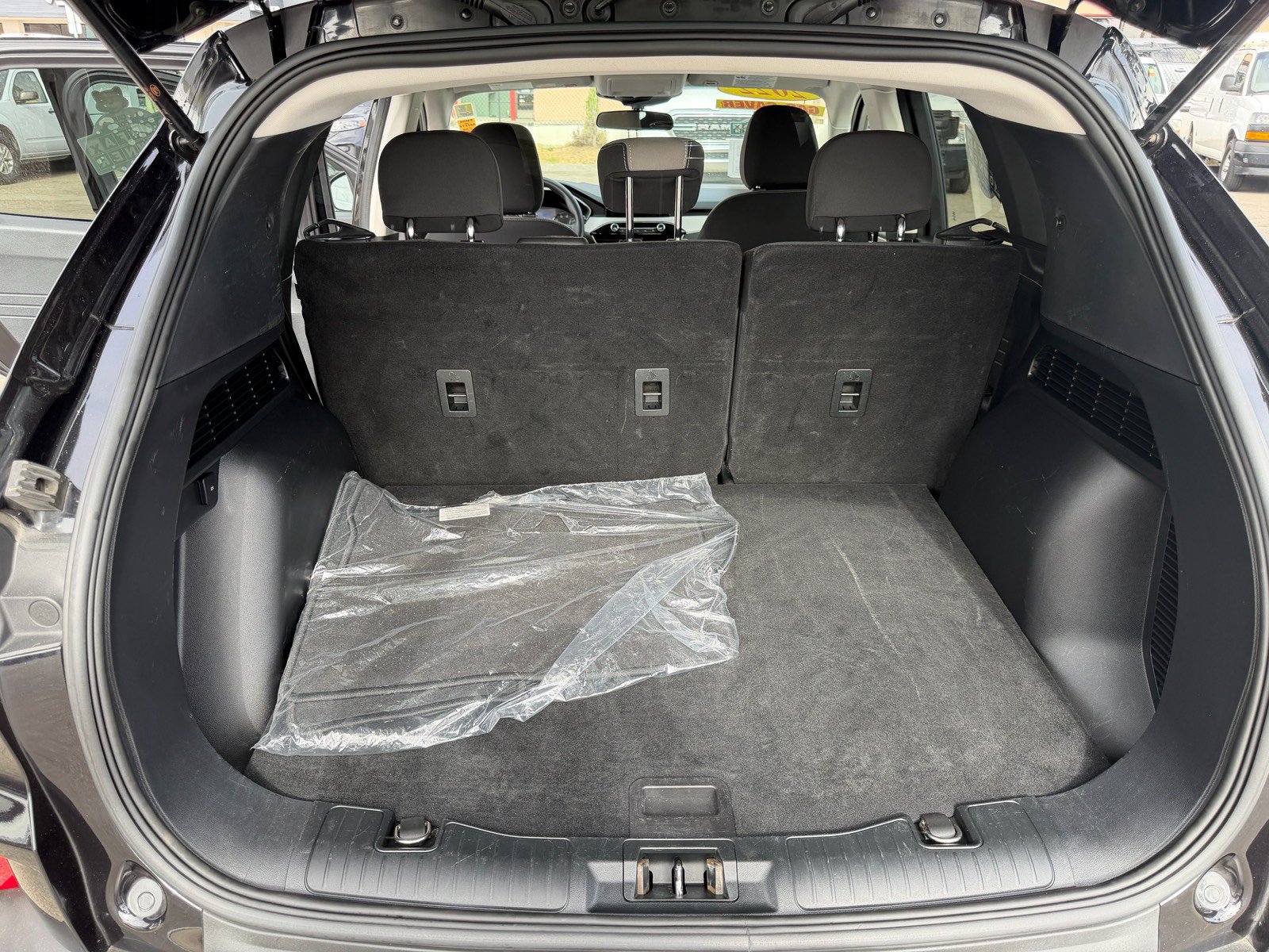 Used 2022 Ford Escape SE FWD image 10