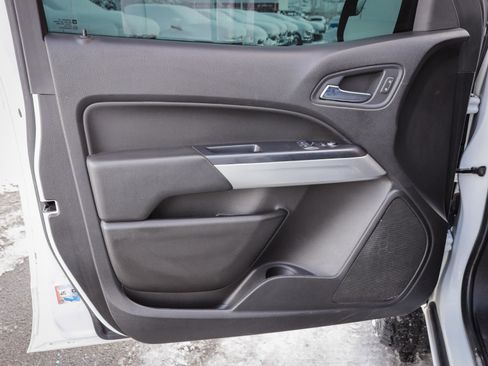 Used 2019 Chevrolet Colorado LT image 16