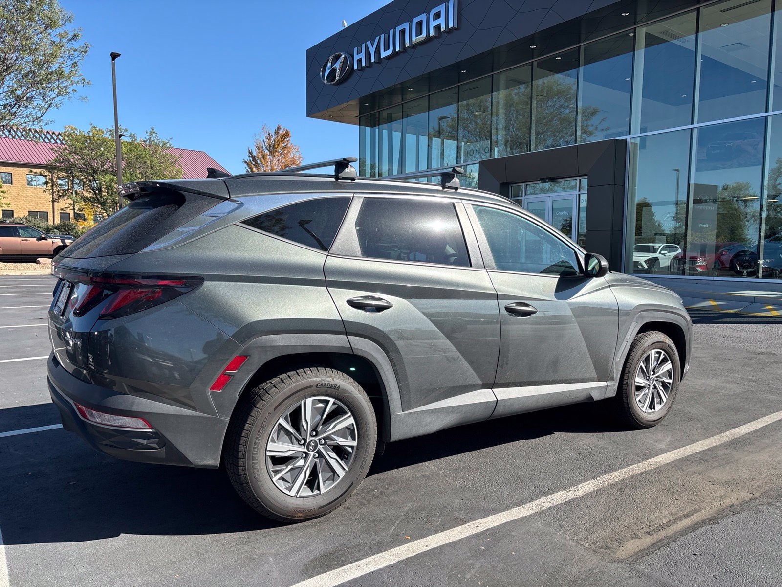 Used 2024 Hyundai Tucson Blue AWD/4WD image 4