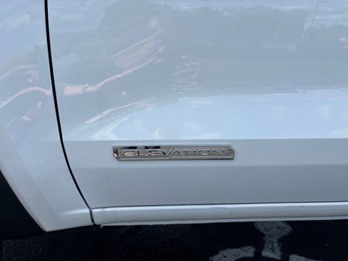 New 2026 GMC Canyon Elevation w/ Convenience Package image 49