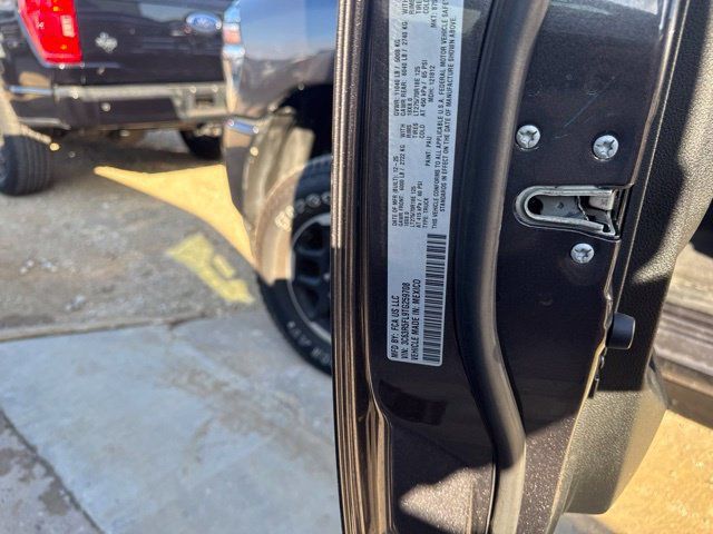 Used 2026 RAM 2500 Laramie AWD/4WD image 24