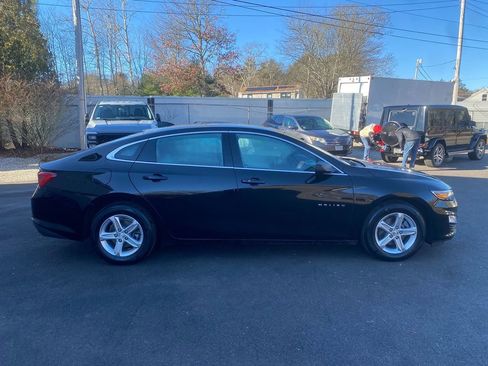 Used 2023 Chevrolet Malibu LS image 3