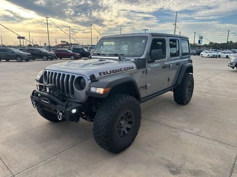 Used 2018 Jeep Wrangler Unlimited Rubicon image 25