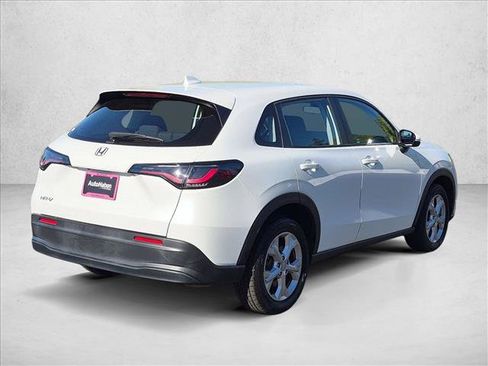 Used 2024 Honda HR-V LX image 5