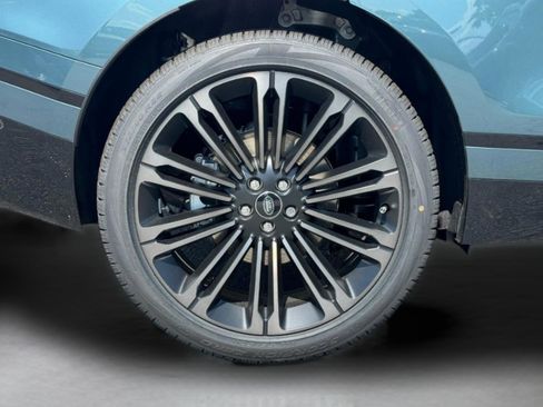 Used 2026 Land Rover Range Rover Velar Dynamic SE image 8