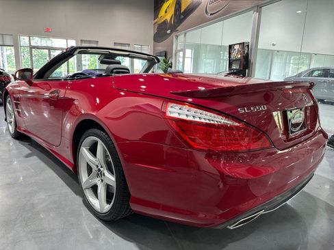 Used 2015 Mercedes-Benz SL 550 w/ Driver Assistance Package image 33