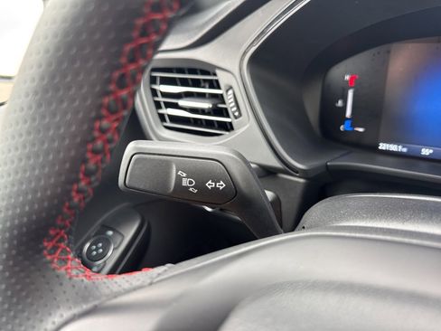 Used 2025 Ford Escape ST-Line Select image 13