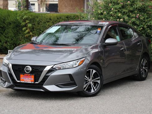 Used 2021 Nissan Sentra SV image 4