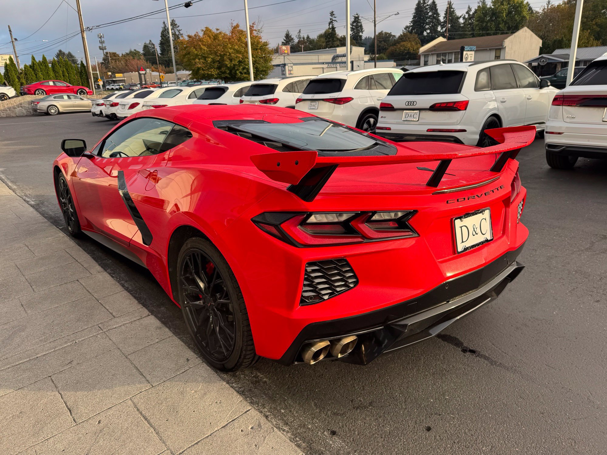 Used 2023 Chevrolet Corvette Stingray Coupe w/ 1LT RWD image 2