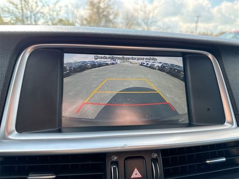 Used 2019 Kia Optima S image 14