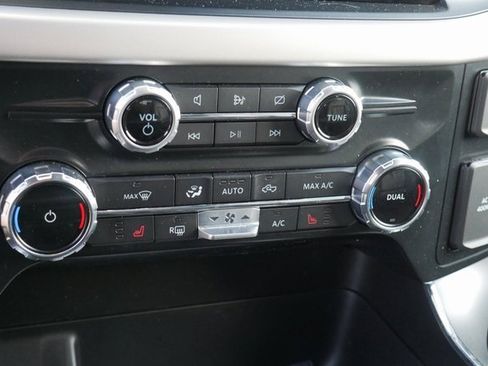 Used 2022 Ford F150 XLT w/ Equipment Group 302A High image 21