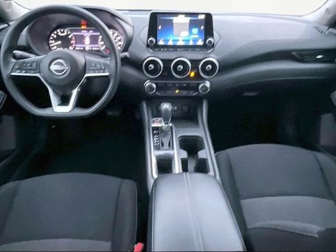 Used 2024 Nissan Sentra SV image 7