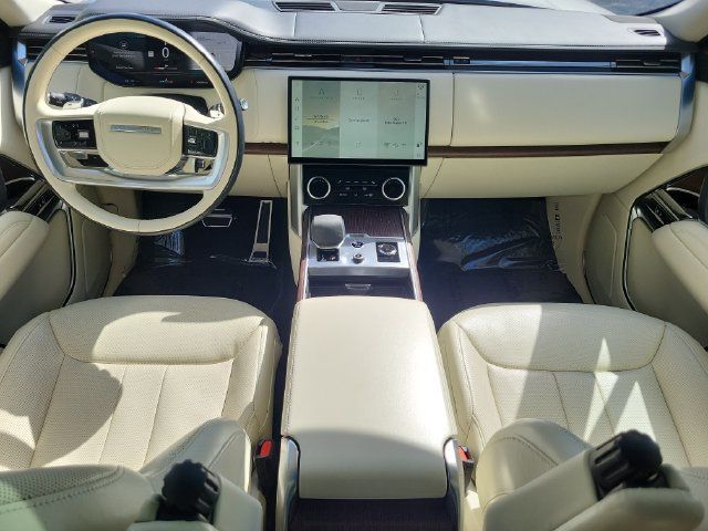 Used 2023 Land Rover Range Rover SE AWD/4WD image 16