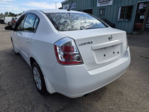 Used 2009 Nissan Sentra 2.0 FWD image 11