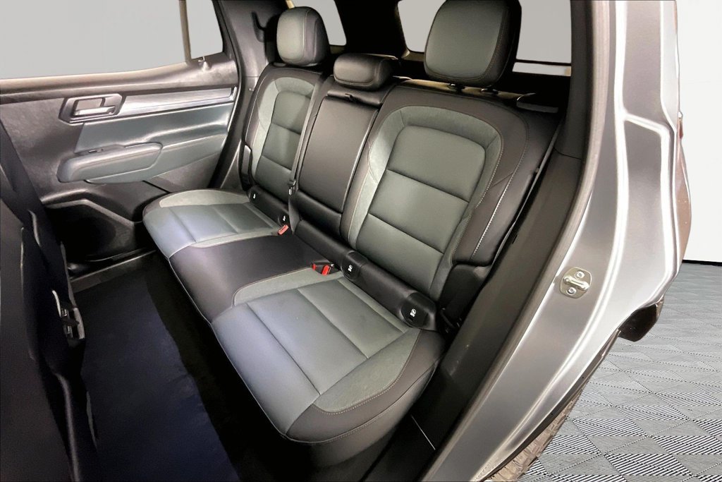 Used 2026 GMC Terrain AT4 w/ Convenience Package III AWD/4WD image 20
