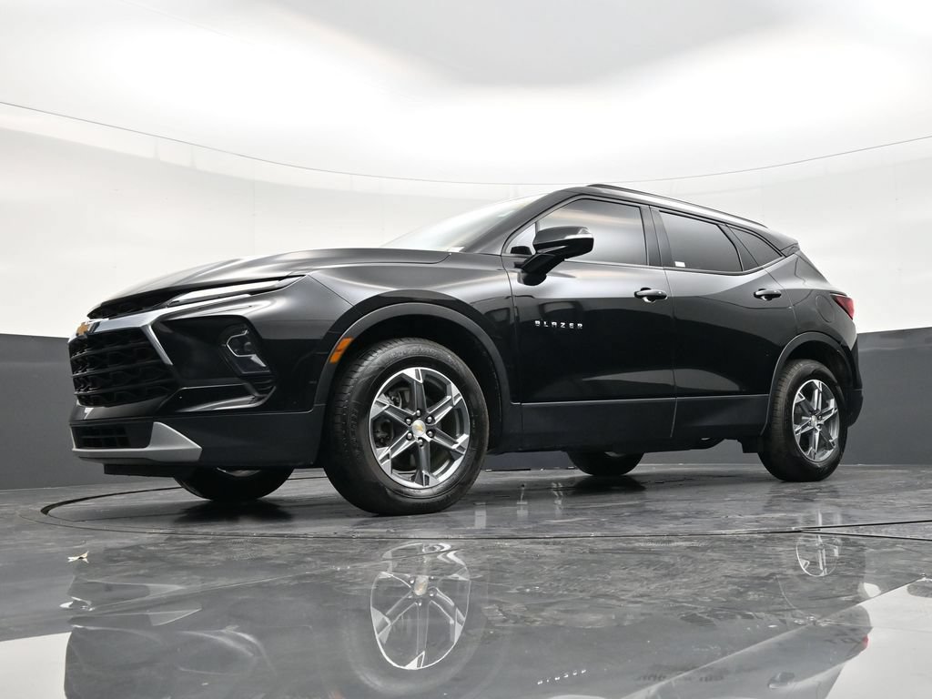 Used 2024 Chevrolet Blazer LT FWD image 22