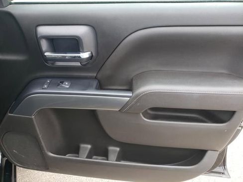 Used 2018 Chevrolet Silverado 1500 LT w/ LT Convenience Package image 19