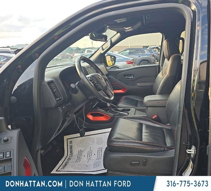 Used 2023 Nissan Frontier PRO-4X w/ Pro-4X Premium Package AWD/4WD image 2