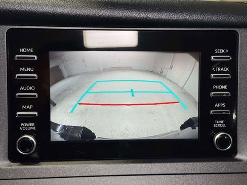 Used 2020 Toyota Sienna L image 12