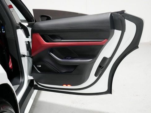 Used 2020 Porsche Taycan Turbo image 42