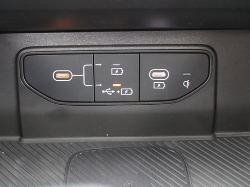 New 2026 Kia Sportage SX FWD image 42