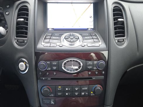 Used 2017 INFINITI QX50 2WD w/ Premium Plus Package image 19