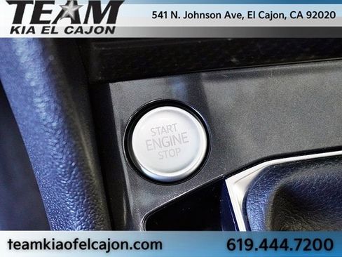 Used 2023 Volkswagen Tiguan SE image 30