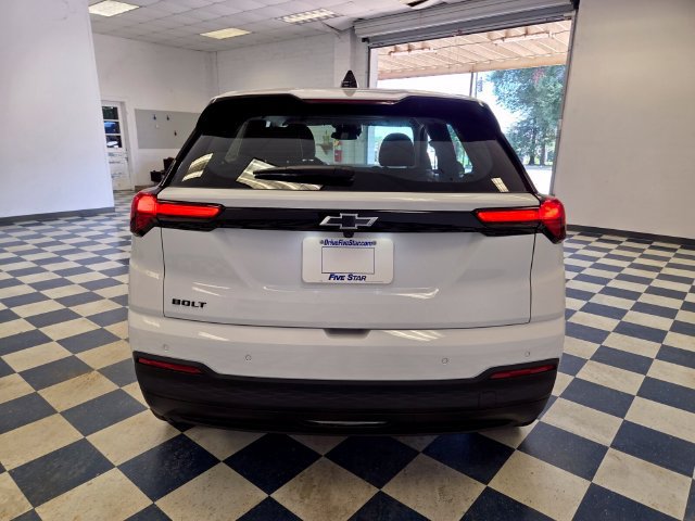 New 2027 Chevrolet Bolt LT w/ Comfort Package FWD image 6
