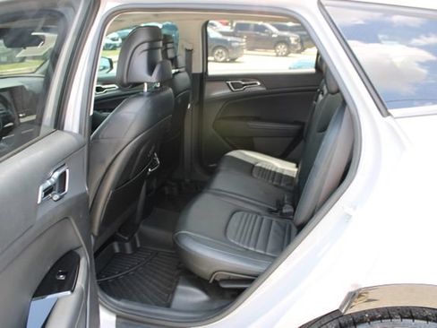 Used 2023 Kia Sportage SX FWD image 16