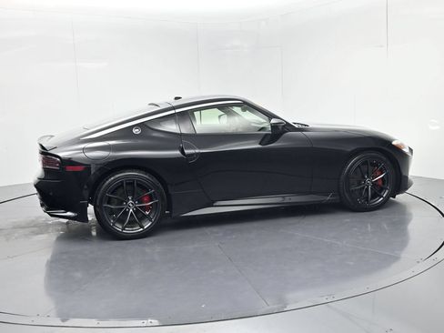 Used 2024 Nissan Z Performance w/ Floor Mat Package RWD image 8