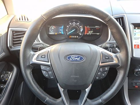 Used 2018 Ford Edge SEL w/ Equipment Group 201A image 20