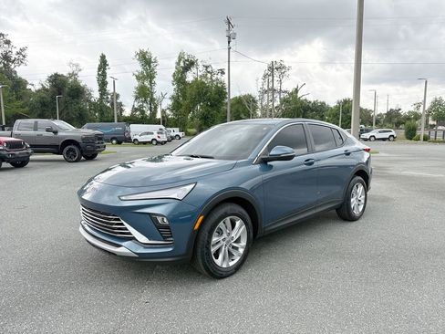 Used 2025 Buick Envista Preferred w/ Convenience I Package FWD image 9
