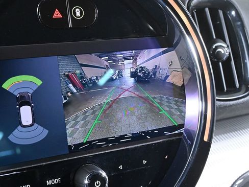 Certified 2022 MINI Cooper Countryman SE w/ Convenience Package image 16