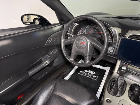 Used 2005 Chevrolet Corvette Convertible w/ Preferred Equipment Group RWD image 15