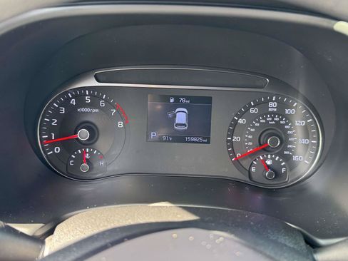 Used 2021 Kia Soul LX FWD image 26
