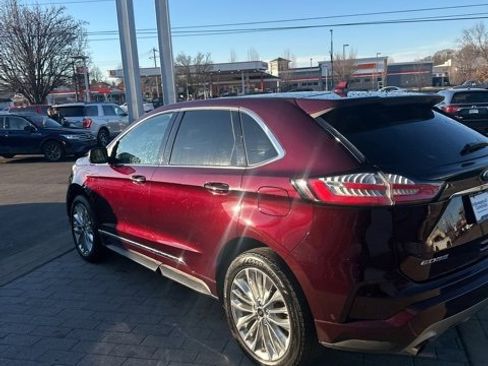 Used 2020 Ford Edge Titanium w/ Equipment Group 301A image 12