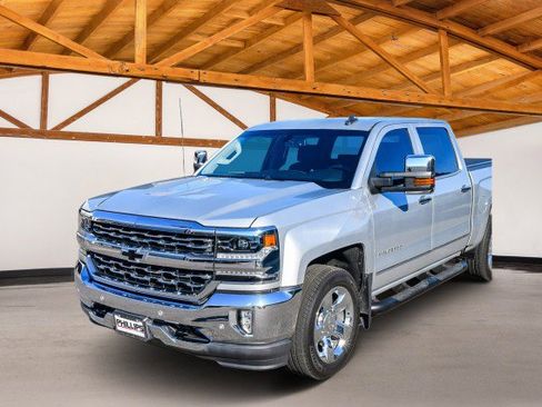 Used 2017 Chevrolet Silverado 1500 LTZ w/ LTZ Plus Package image 5