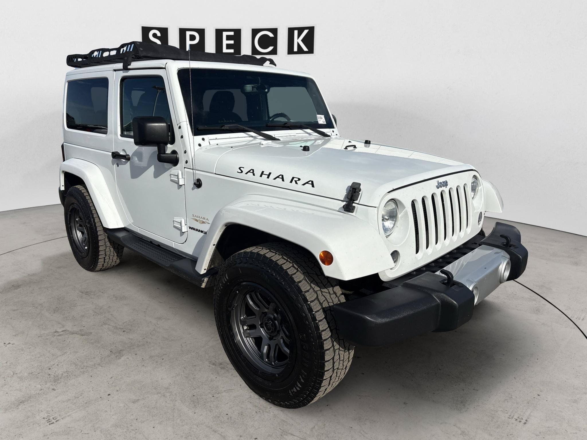 Used 2015 Jeep Wrangler Sahara w/ Connectivity Group AWD/4WD image 7