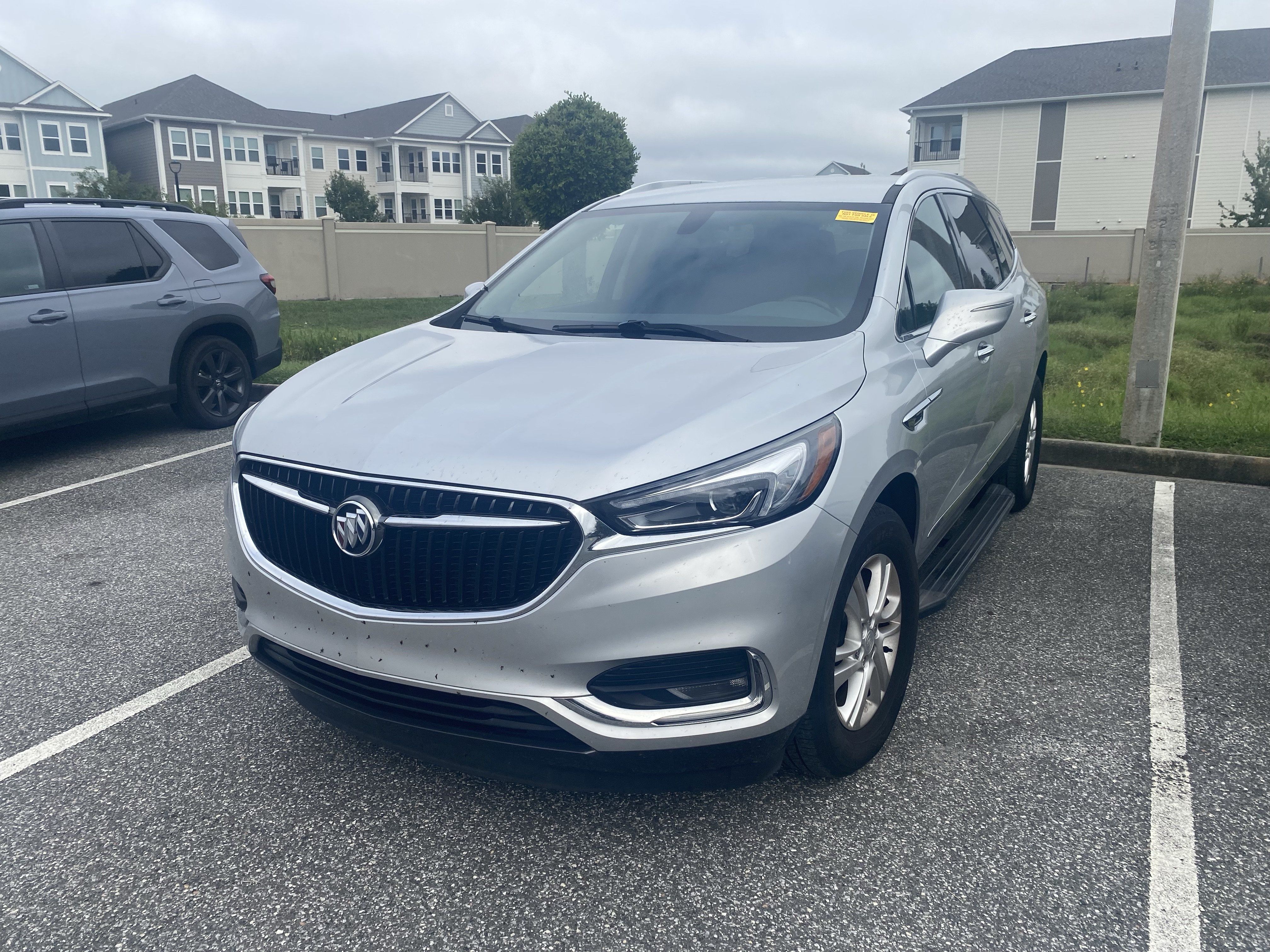 Used 2020 Buick Enclave Essence w/ Sound and Sites Package FWD image 13