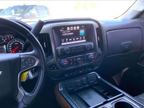 Used 2017 Chevrolet Silverado 1500 High Country image 7