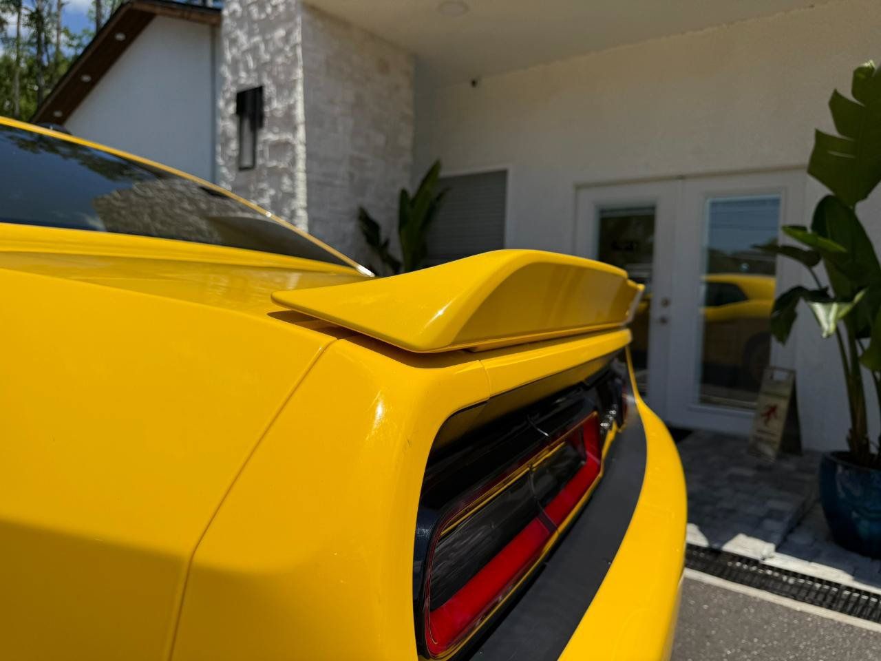 Used 2019 Dodge Challenger R/T RWD image 16