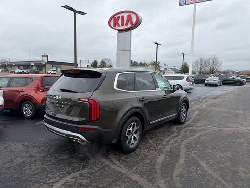 Used 2022 Kia Telluride EX image 30
