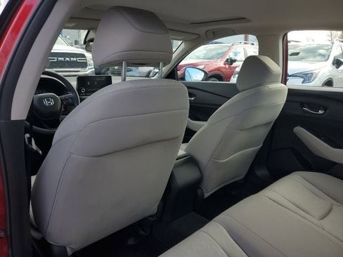 Used 2024 Honda Accord EX image 9