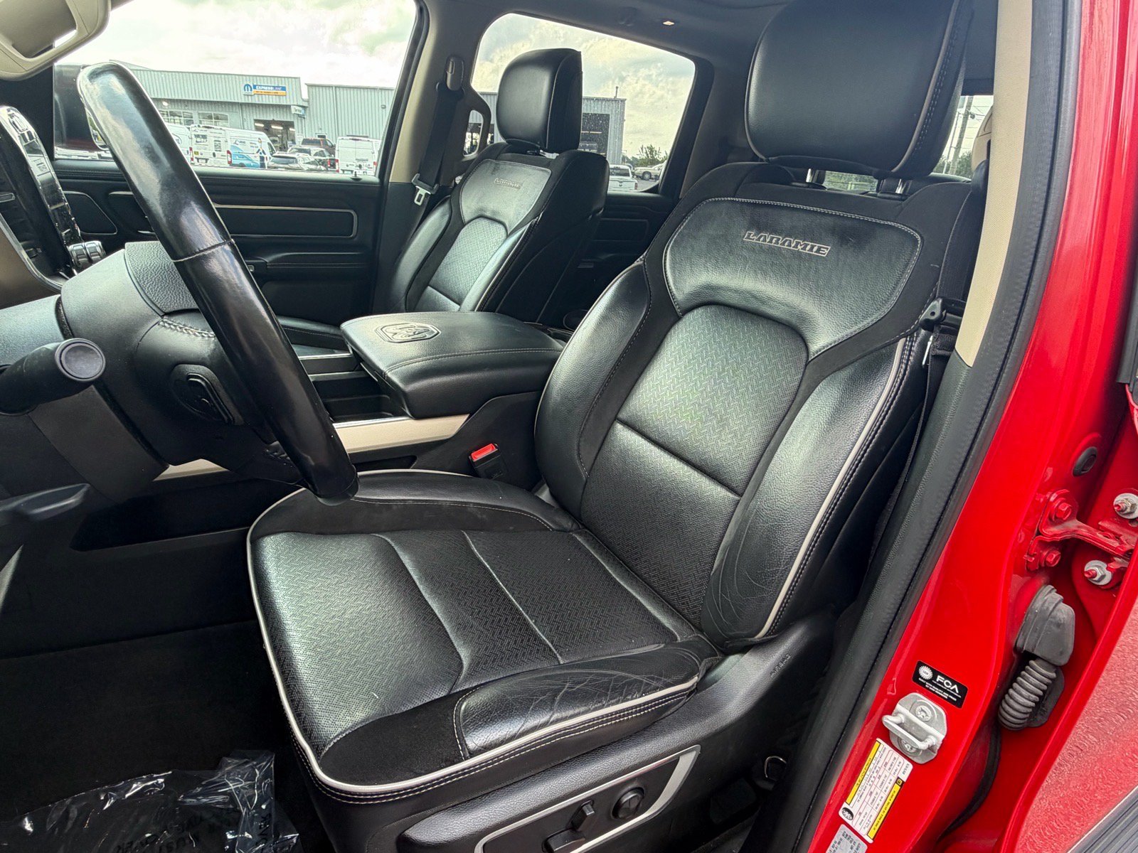 Used 2021 RAM 1500 Laramie AWD/4WD image 29