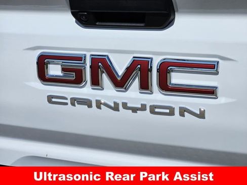 New 2026 GMC Canyon Elevation image 10